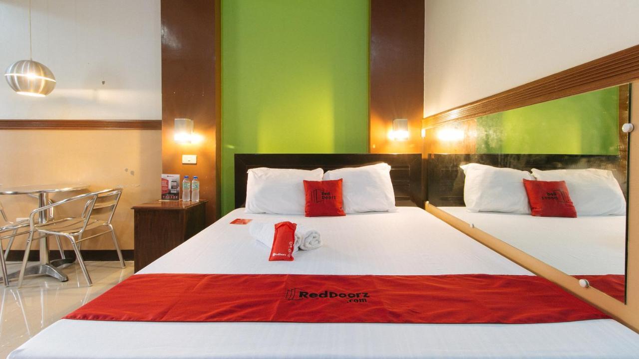 Reddoorz Plus Near Municipality Of Luisiana Laguna Экстерьер фото
