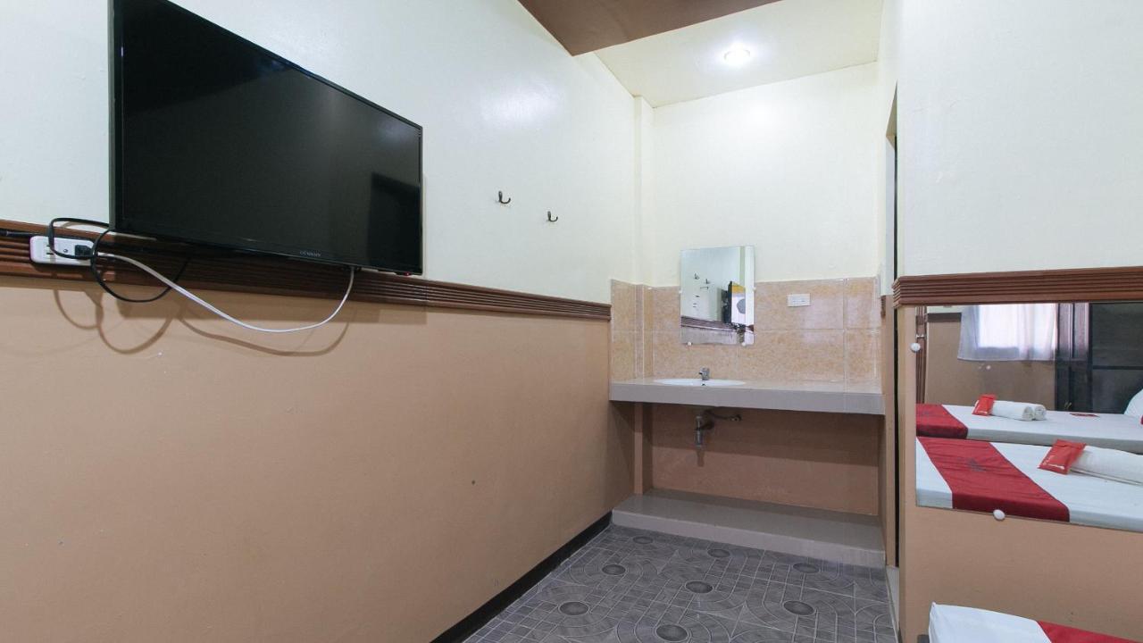 Reddoorz Plus Near Municipality Of Luisiana Laguna Экстерьер фото