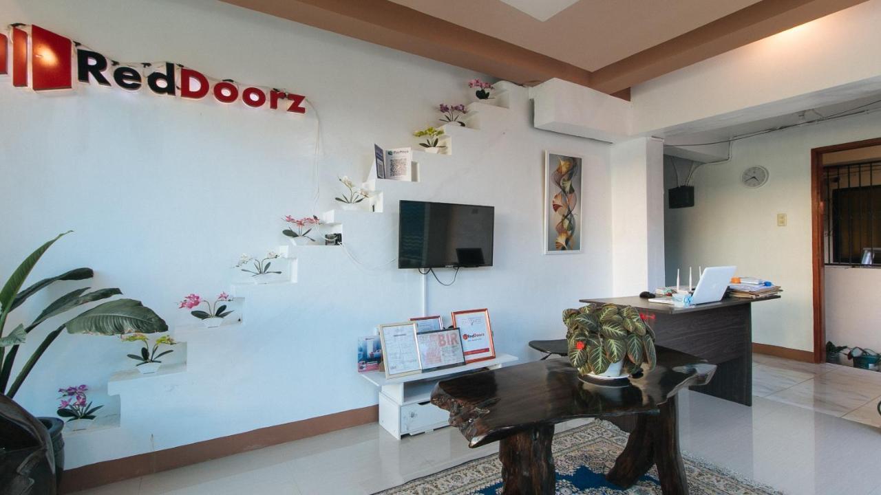 Reddoorz Plus Near Municipality Of Luisiana Laguna Экстерьер фото